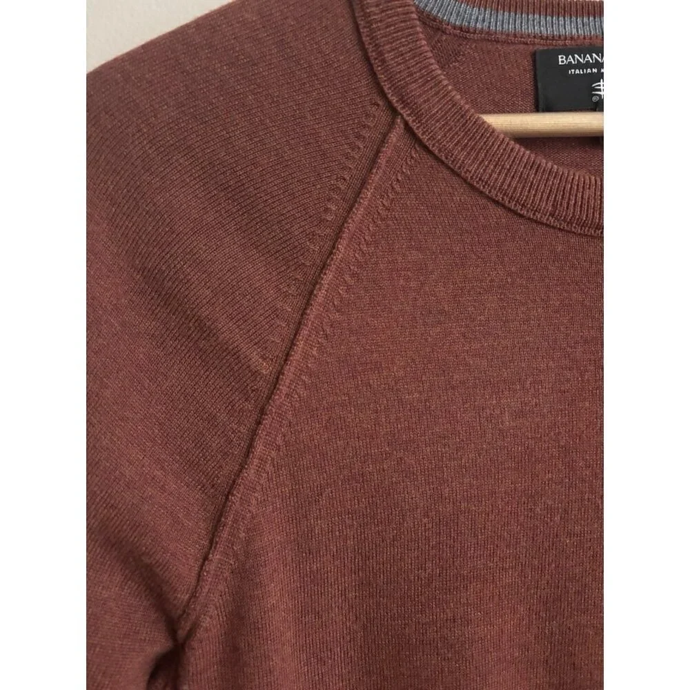 Banana Republic Mens Merino Wool Crew Neck Sweater Rust Orange Red Italian Small